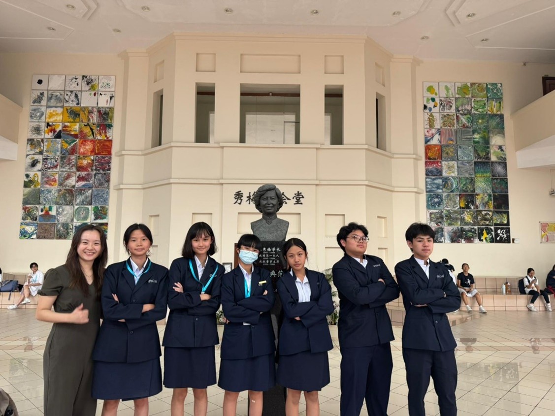 Bilingual Youth Model United Nations  pic 1