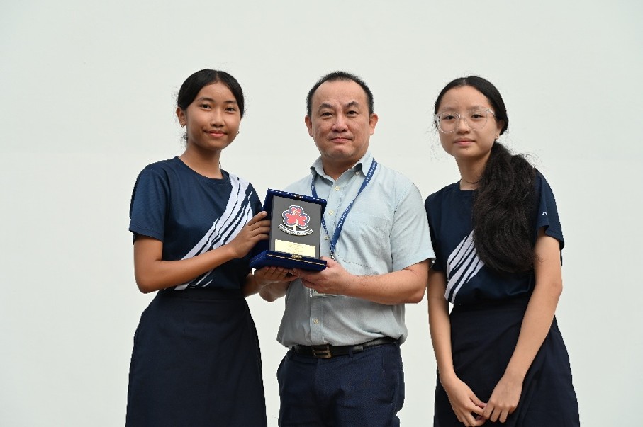 (PNAA) Gold Award