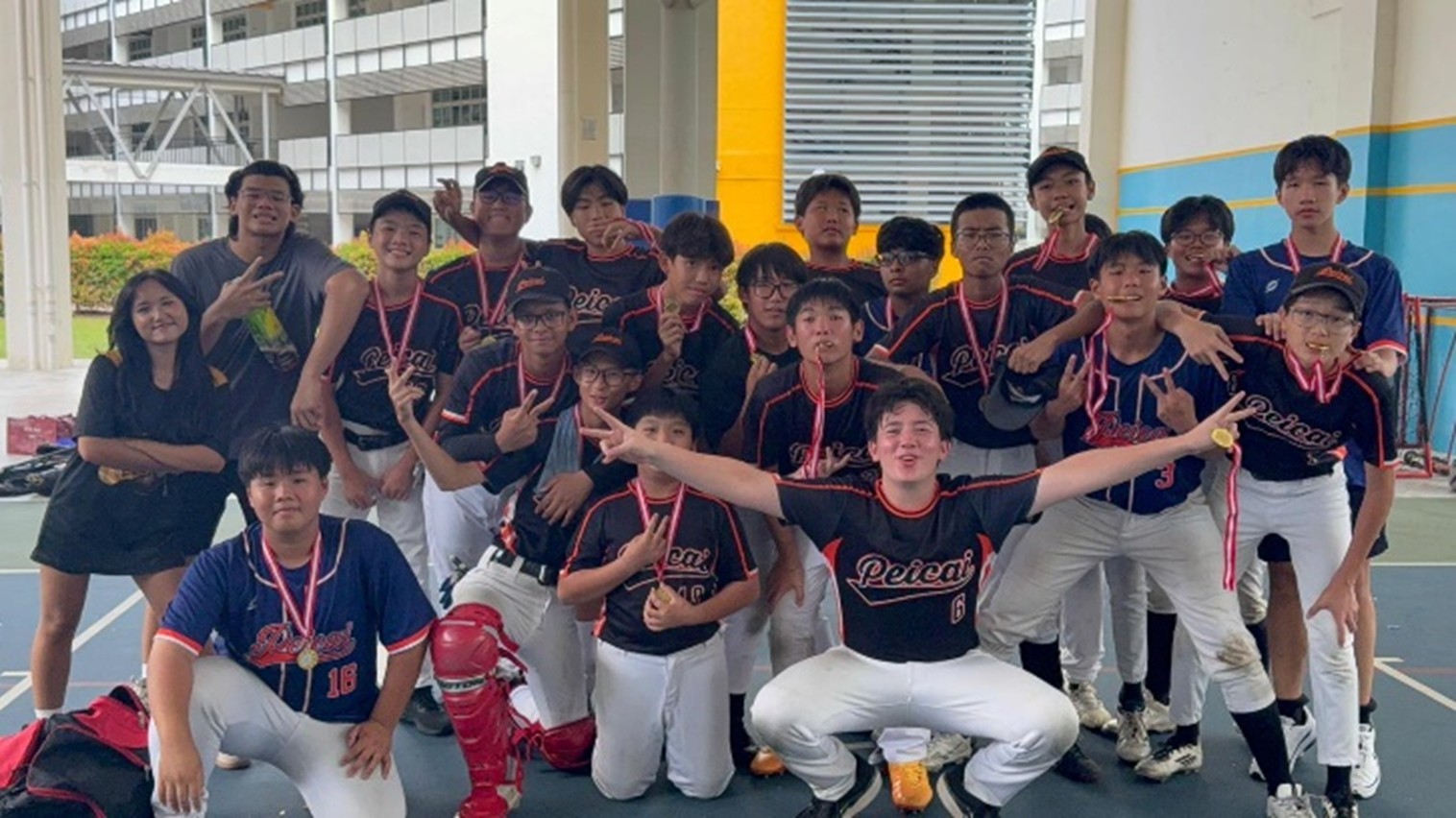 Team Peicai with the medals